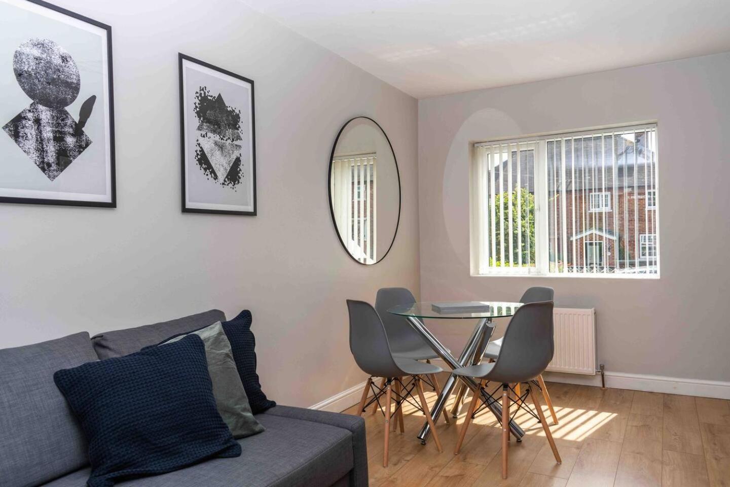 Handsworth Comfortable And Convenient 3 Bedroom House With Parking מראה חיצוני תמונה